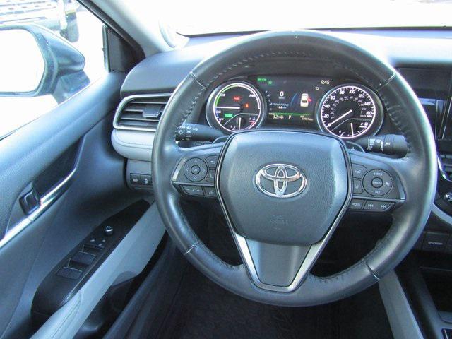 used 2022 Toyota Camry Hybrid car, priced at $28,945