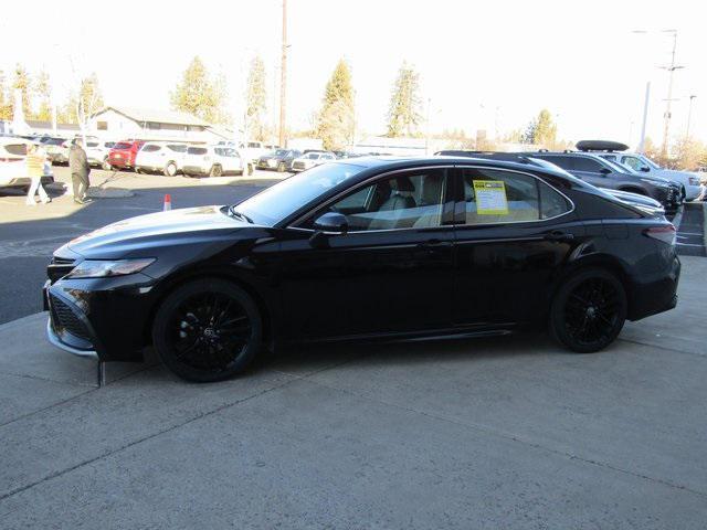 used 2022 Toyota Camry Hybrid car, priced at $28,945