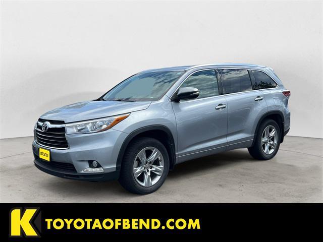 used 2014 Toyota Highlander car, priced at $23,901