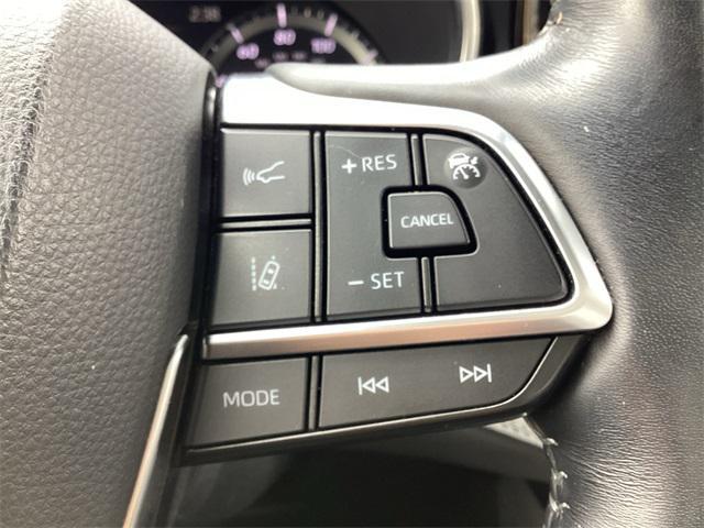 used 2020 Toyota Highlander car, priced at $31,982