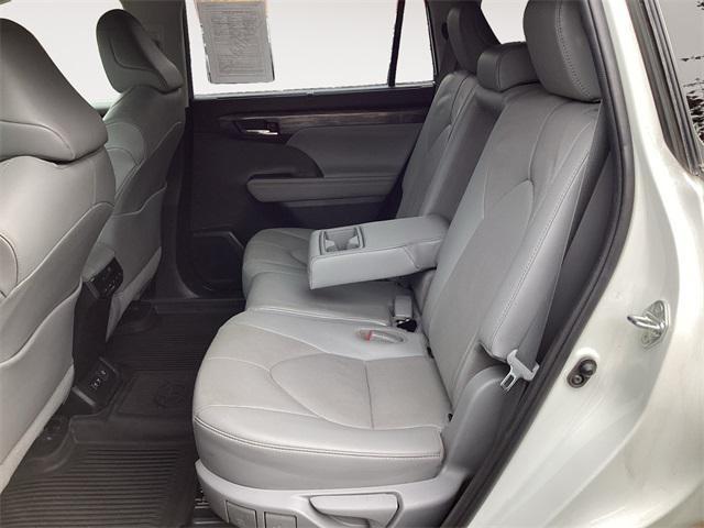 used 2020 Toyota Highlander car, priced at $31,982