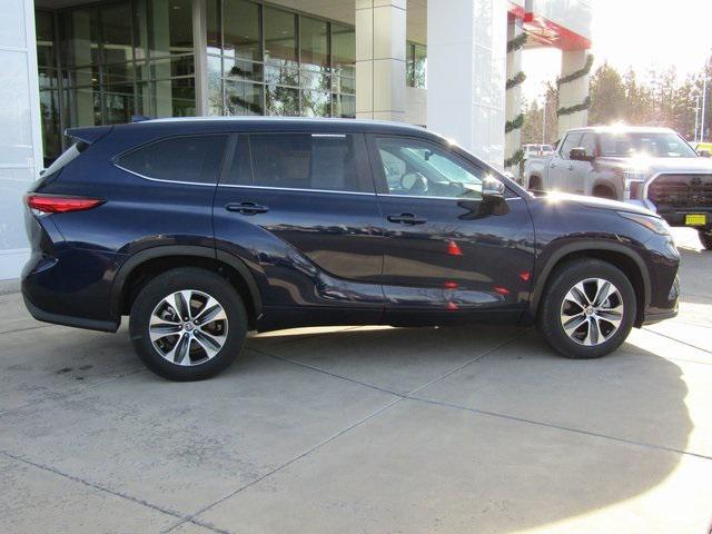 used 2023 Toyota Highlander car, priced at $37,908