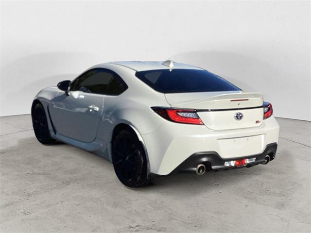 used 2024 Toyota GR86 car, priced at $30,954