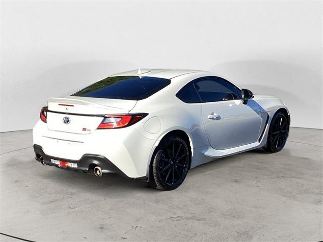 used 2024 Toyota GR86 car, priced at $30,954