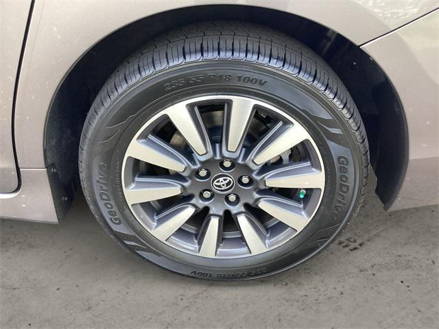 used 2019 Toyota Sienna car, priced at $38,934