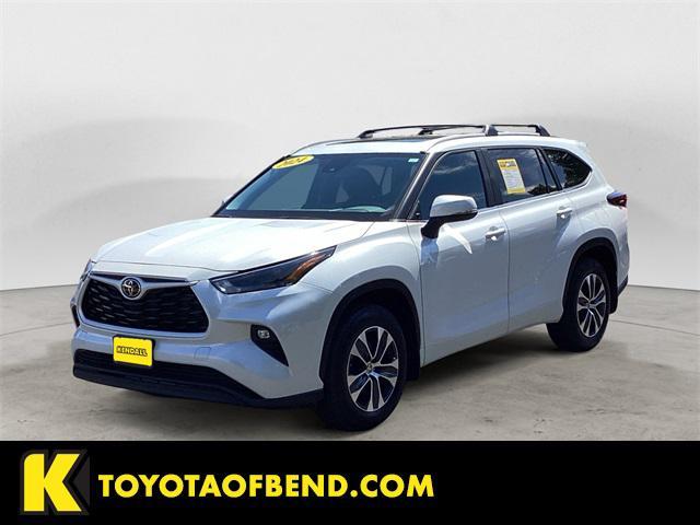 used 2024 Toyota Highlander car, priced at $44,975