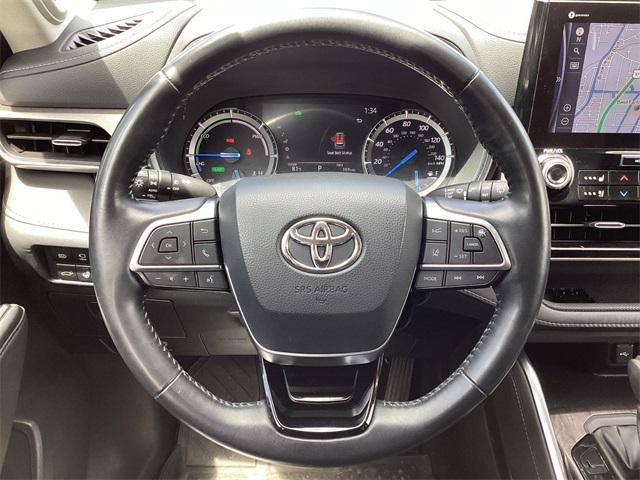 used 2021 Toyota Highlander Hybrid car, priced at $41,949
