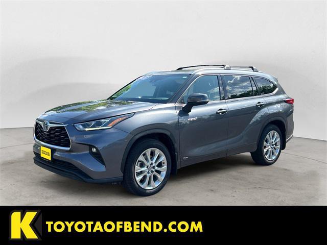 used 2021 Toyota Highlander Hybrid car, priced at $42,901