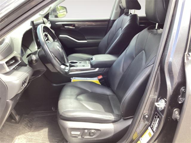 used 2021 Toyota Highlander Hybrid car, priced at $41,949