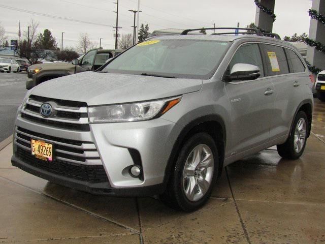 used 2017 Toyota Highlander Hybrid car, priced at $25,930