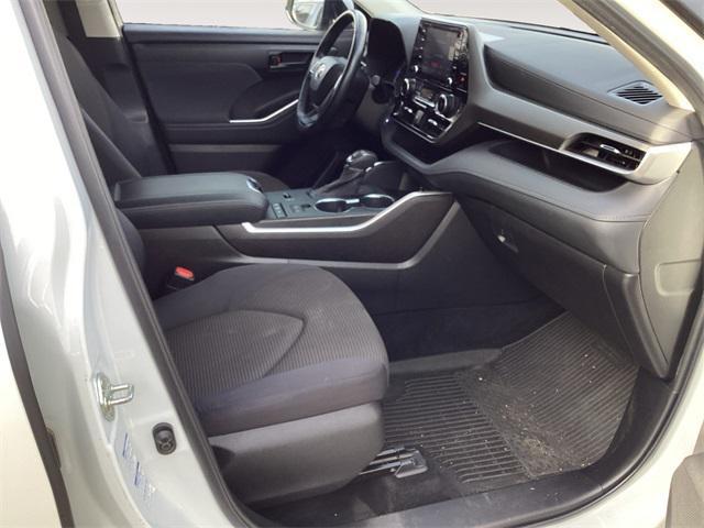 used 2022 Toyota Highlander Hybrid car, priced at $31,460