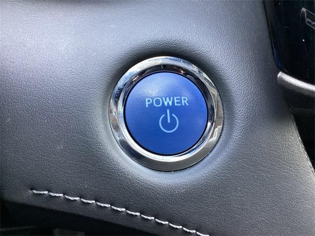 used 2022 Toyota Highlander Hybrid car, priced at $31,460