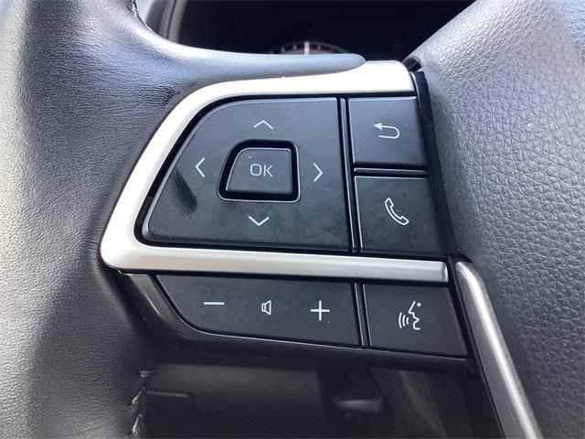 used 2022 Toyota Highlander Hybrid car, priced at $31,460