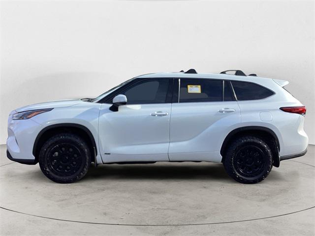 used 2022 Toyota Highlander Hybrid car, priced at $31,460