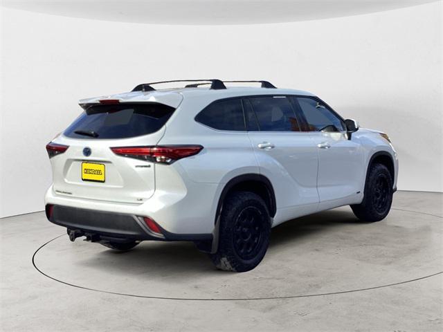 used 2022 Toyota Highlander Hybrid car, priced at $31,460