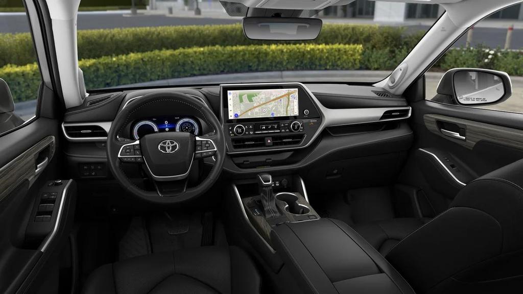 new 2026 Toyota Highlander Hybrid car, priced at $55,113