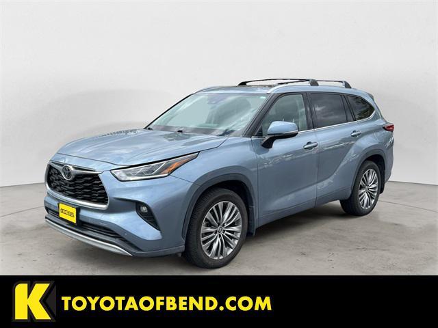 used 2021 Toyota Highlander car, priced at $41,901