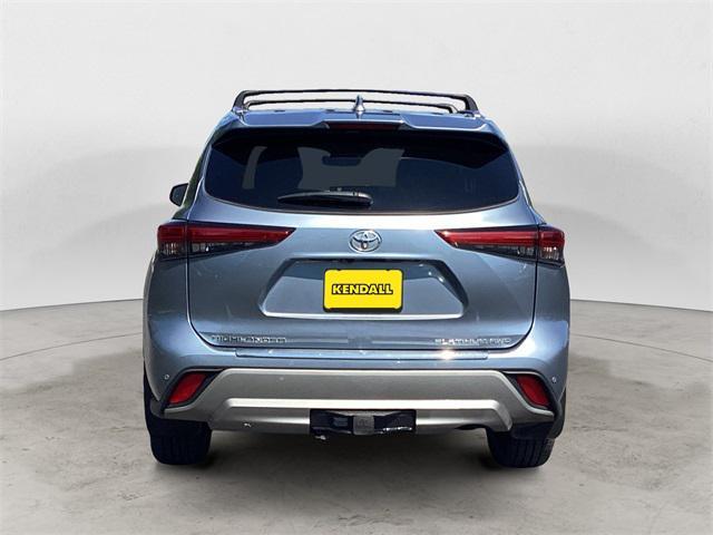 used 2021 Toyota Highlander car, priced at $41,901