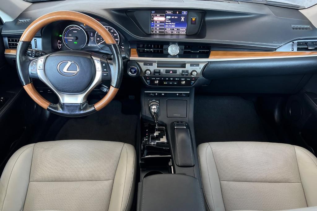 used 2015 Lexus ES 300h car, priced at $19,655