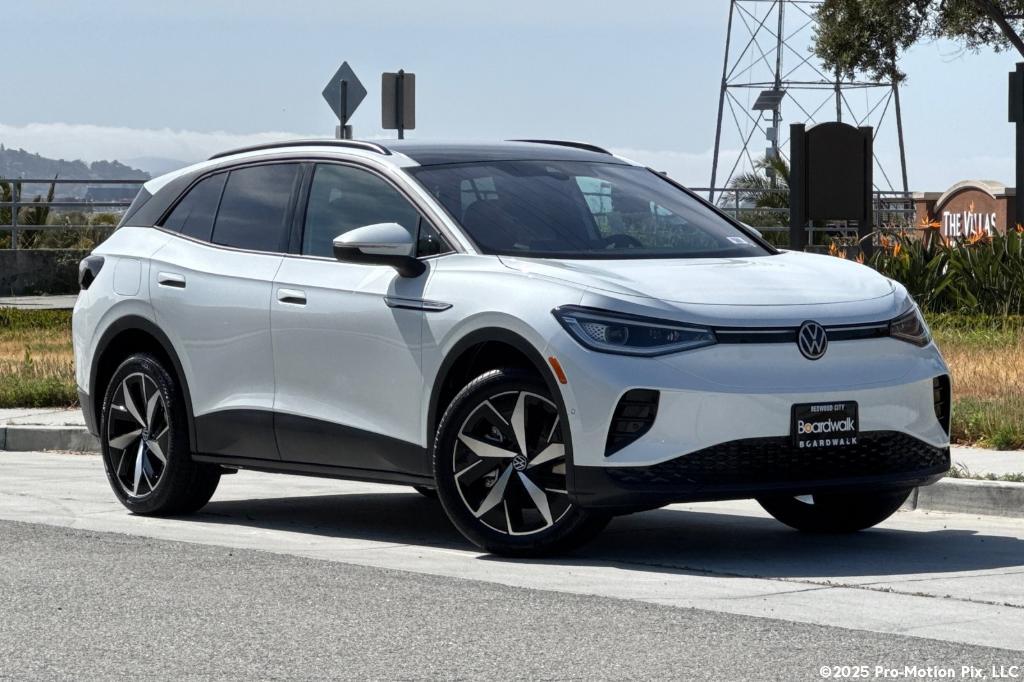 new 2025 Volkswagen ID.4 car, priced at $44,631