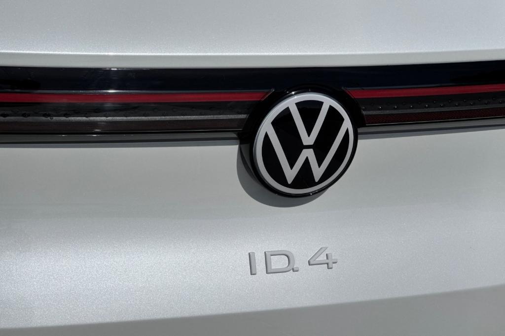 new 2025 Volkswagen ID.4 car, priced at $56,631