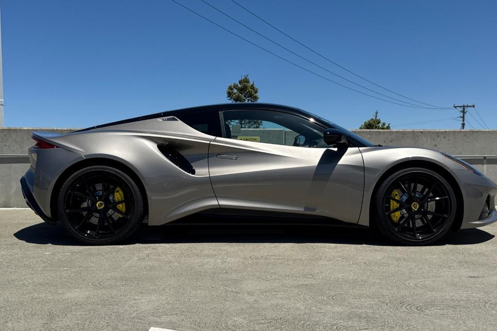 new 2024 Lotus Emira car