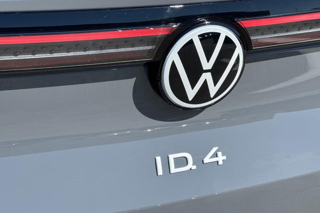 new 2025 Volkswagen ID.4 car, priced at $51,176