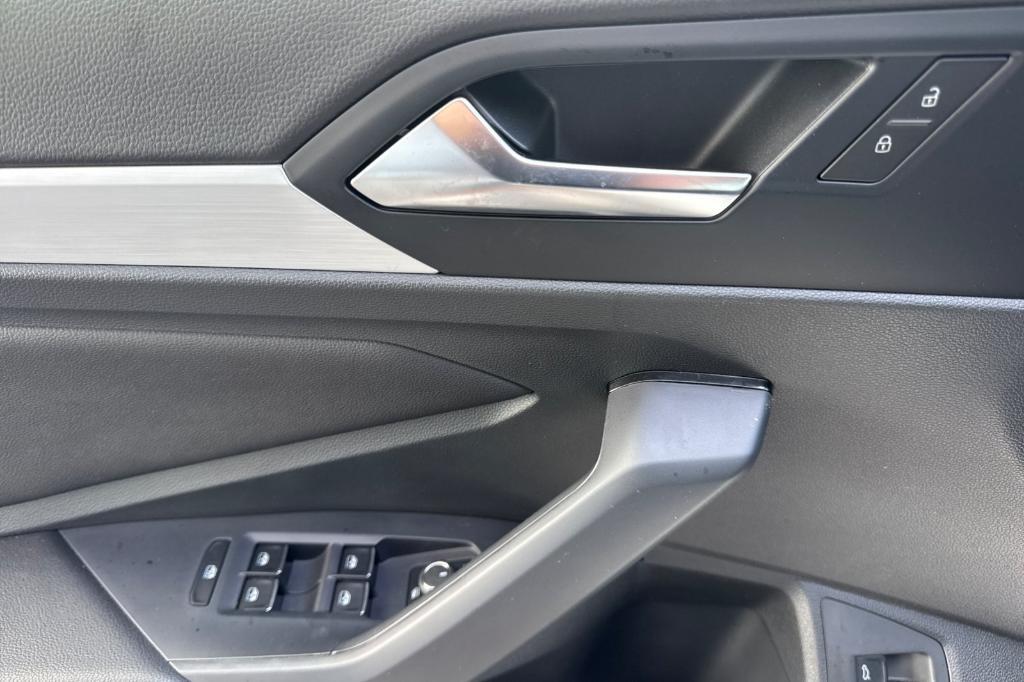 new 2025 Volkswagen Jetta car, priced at $25,511