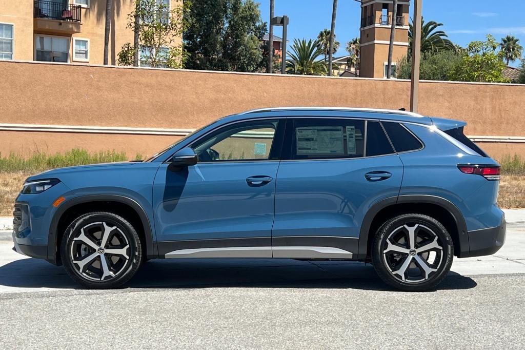 new 2025 Volkswagen Tiguan car, priced at $36,531