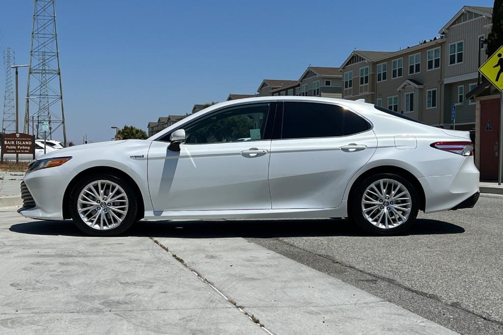 used 2019 Toyota Camry Hybrid car, priced at $22,000