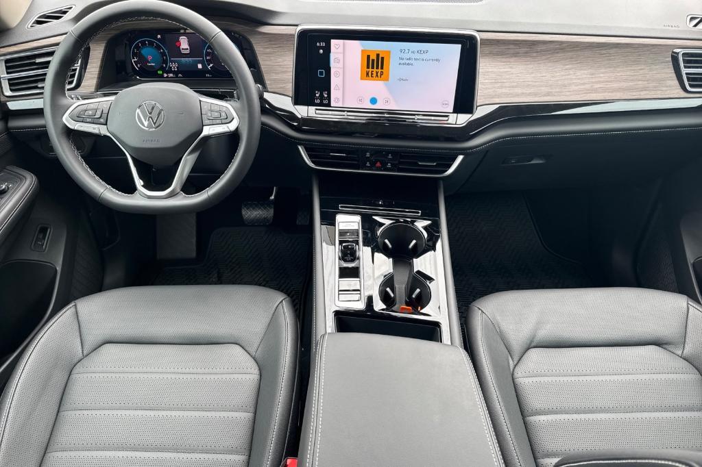 new 2025 Volkswagen Atlas car, priced at $50,289