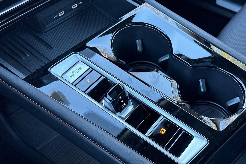 new 2025 Volkswagen Atlas car, priced at $48,291