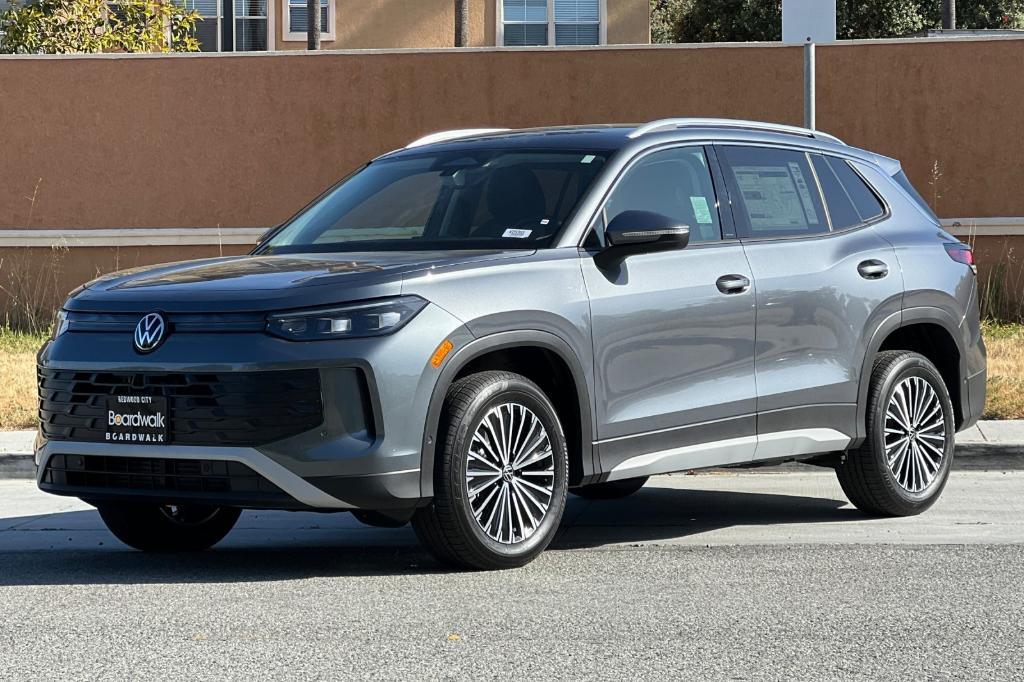 new 2025 Volkswagen Tiguan car, priced at $32,376