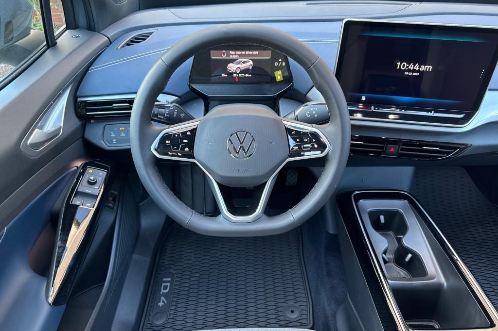 new 2025 Volkswagen ID.4 car, priced at $47,276