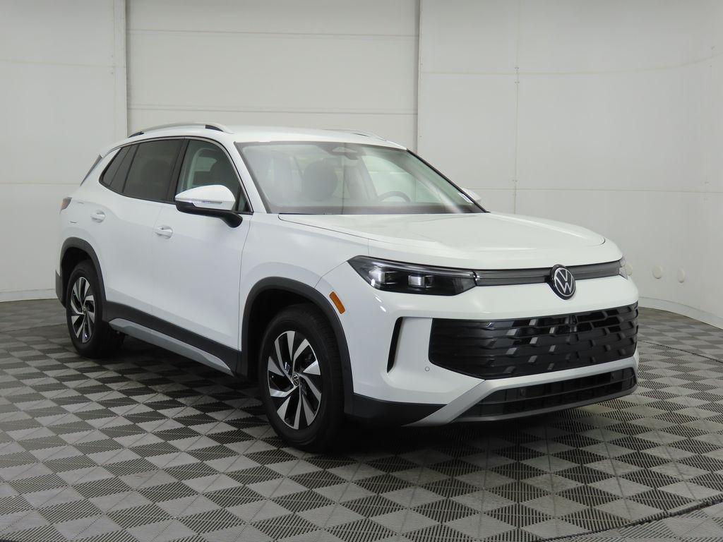 new 2026 Volkswagen Tiguan car, priced at $32,992