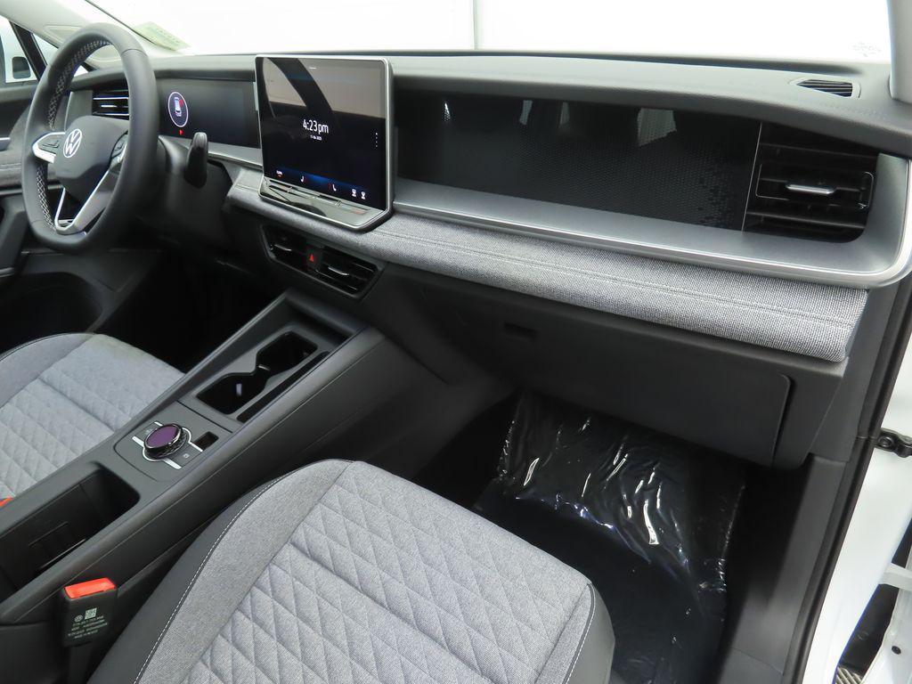 new 2026 Volkswagen Tiguan car, priced at $32,992