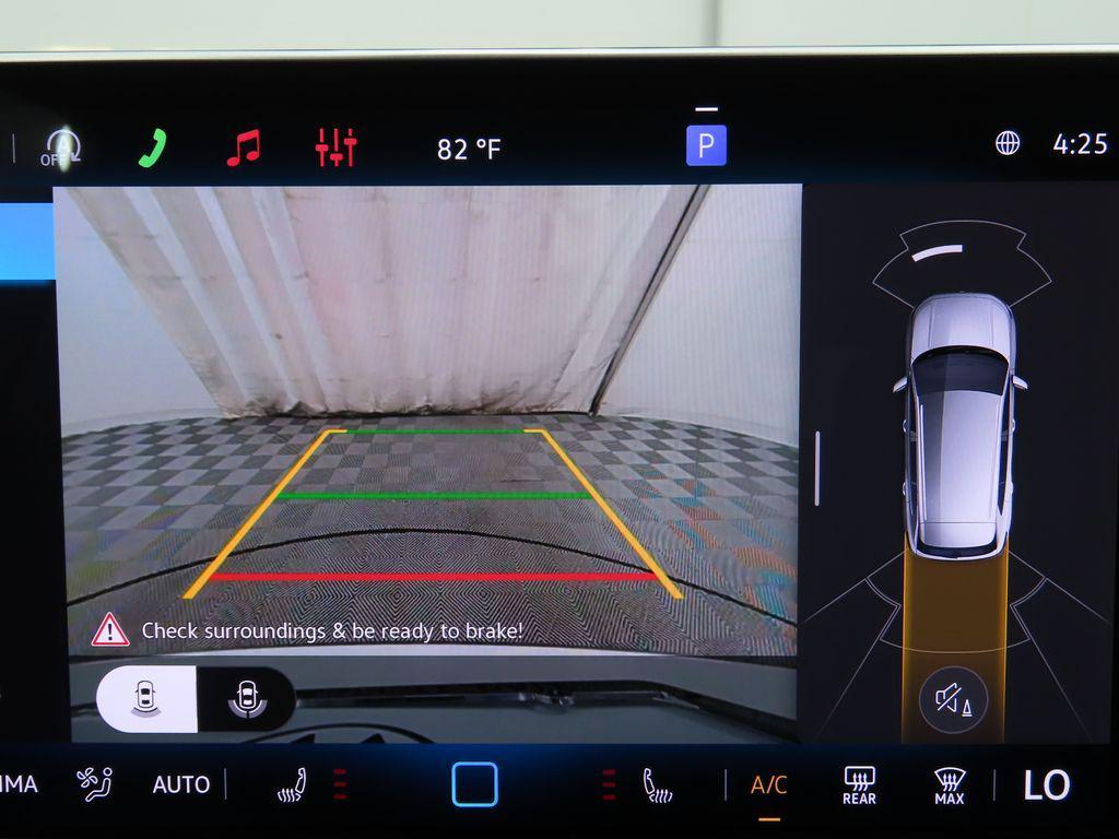 new 2026 Volkswagen Tiguan car, priced at $32,992