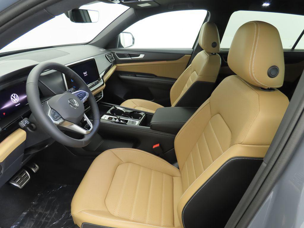 new 2026 Volkswagen Atlas Cross Sport car, priced at $52,477