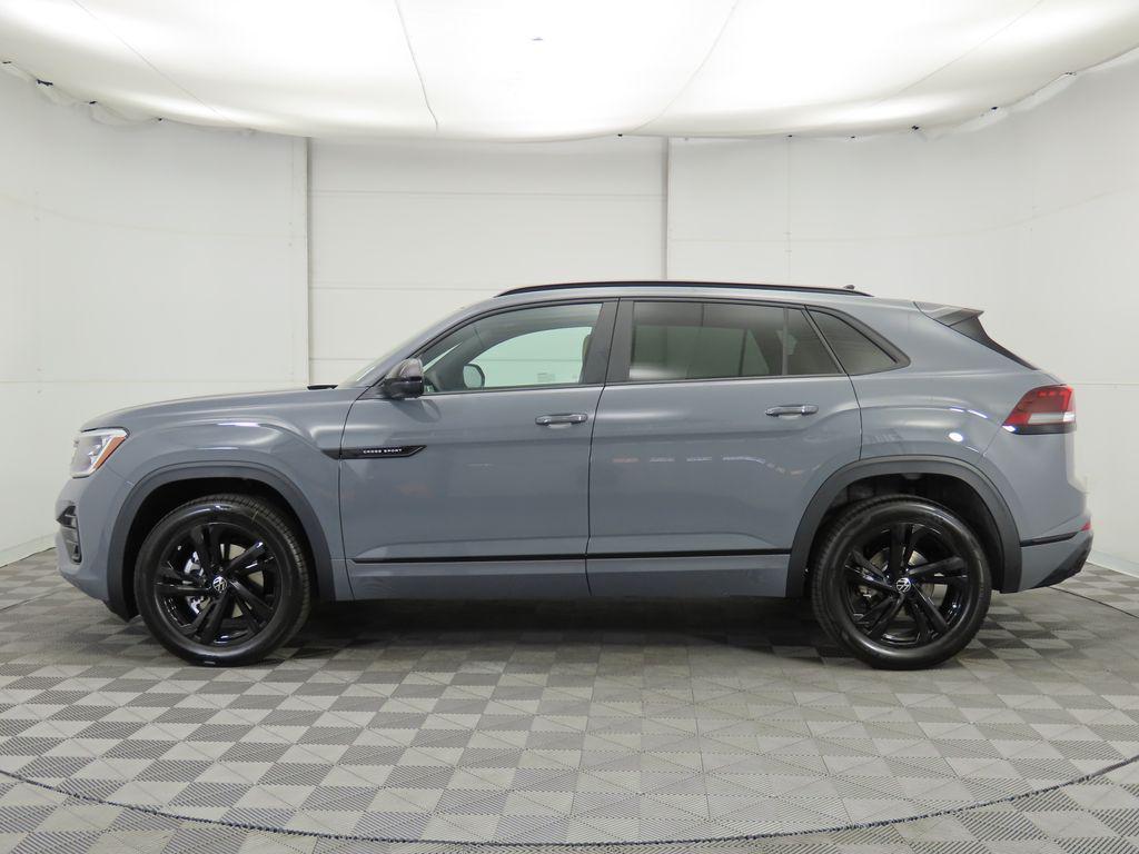 new 2026 Volkswagen Atlas Cross Sport car, priced at $52,477