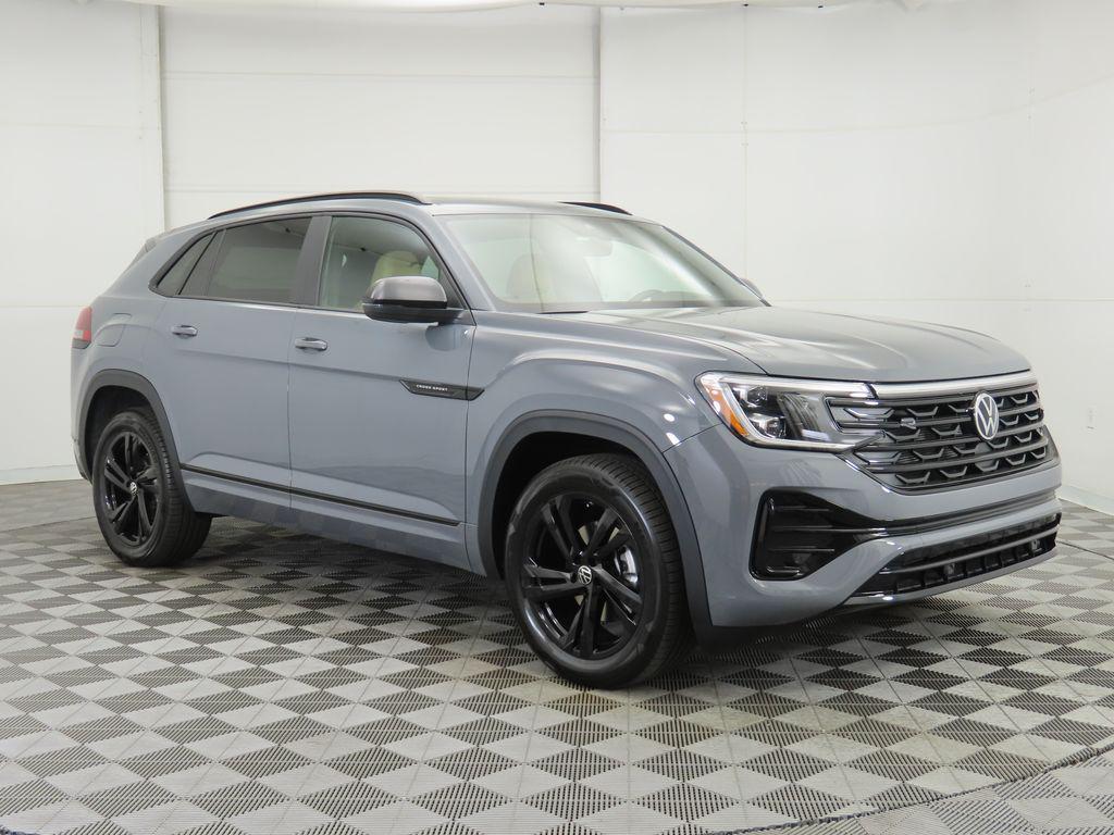 new 2026 Volkswagen Atlas Cross Sport car, priced at $52,477