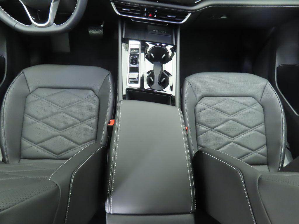 new 2026 Volkswagen Atlas car, priced at $47,453