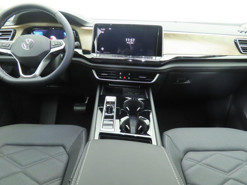 new 2026 Volkswagen Atlas car, priced at $47,453