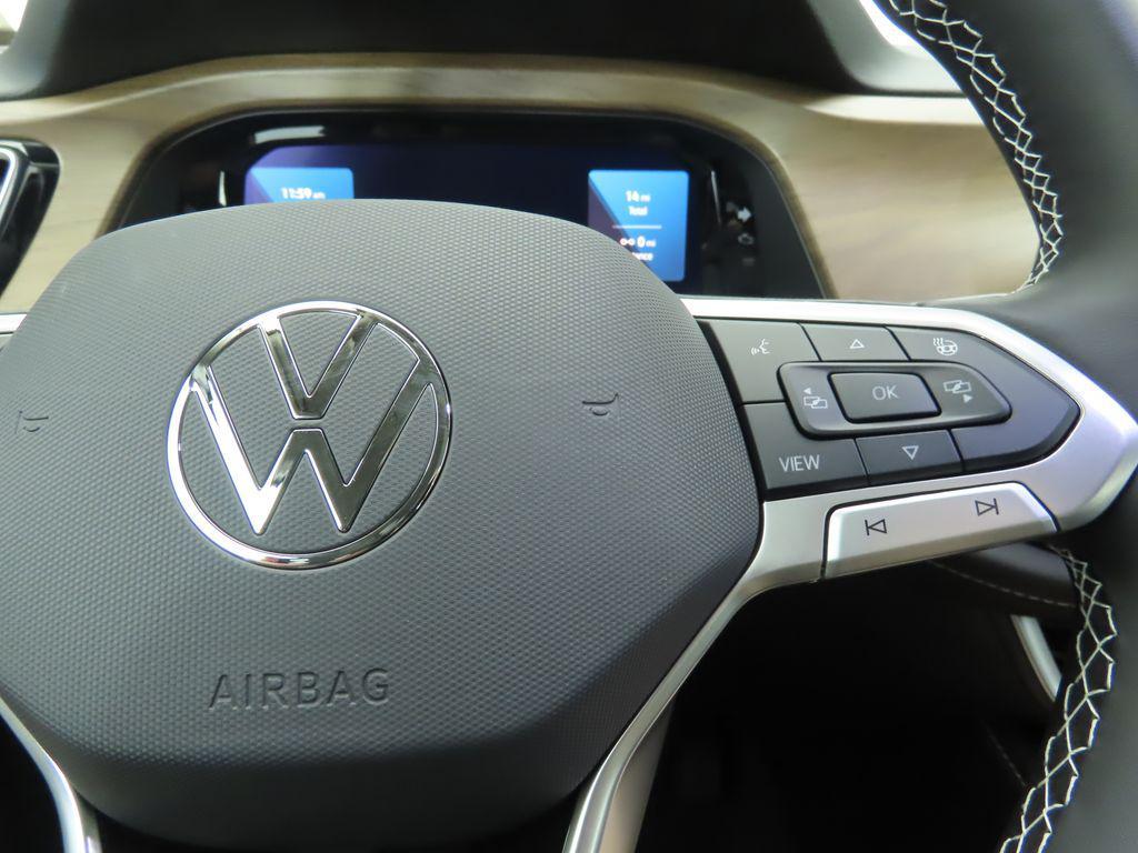 new 2026 Volkswagen Atlas car, priced at $47,453