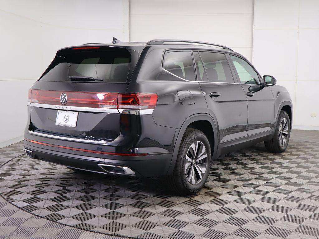 new 2026 Volkswagen Atlas car, priced at $41,672