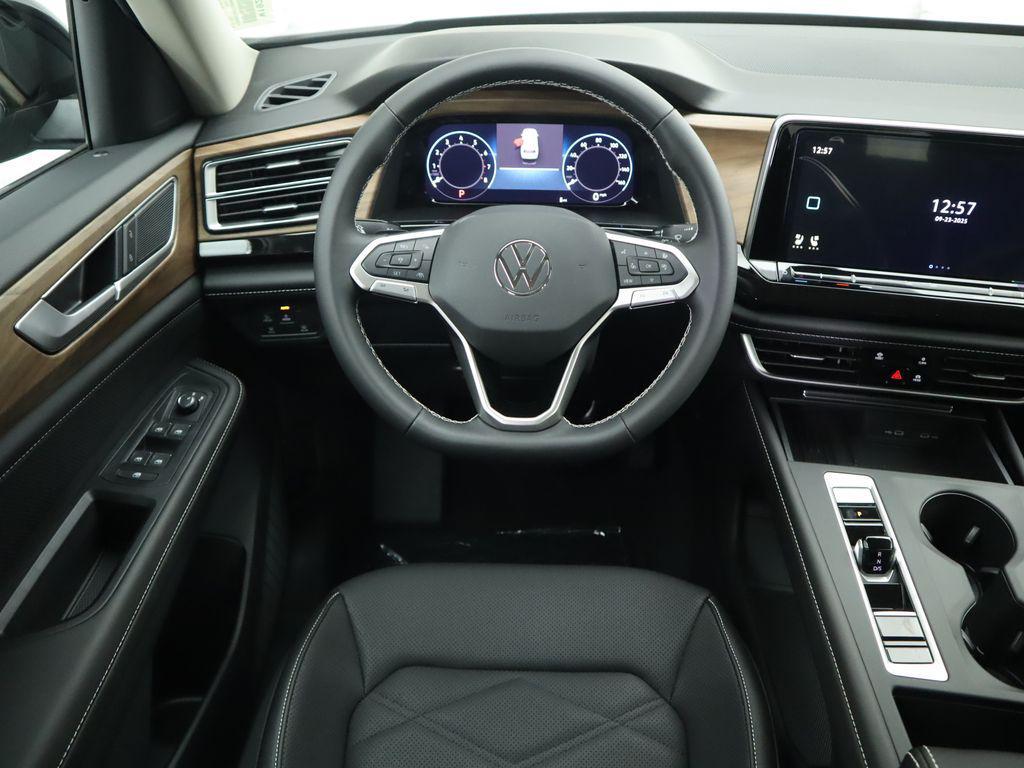new 2026 Volkswagen Atlas car, priced at $41,672