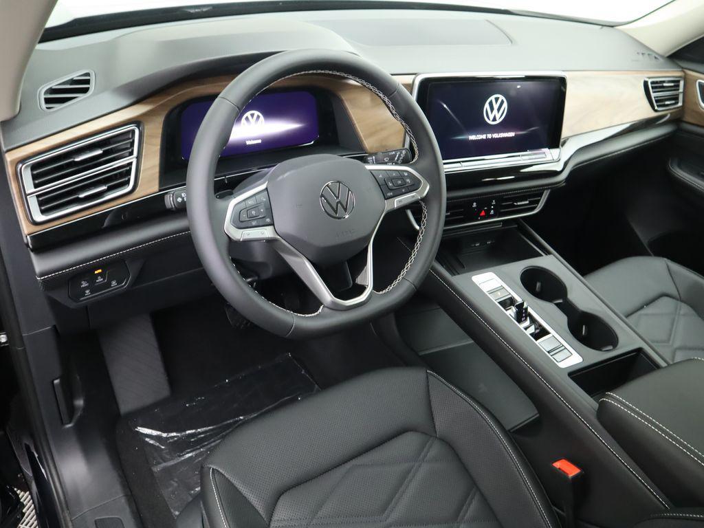 new 2026 Volkswagen Atlas car, priced at $41,672