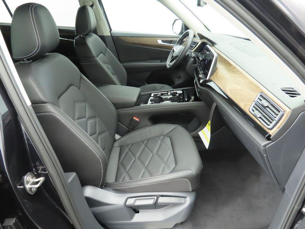 new 2026 Volkswagen Atlas car, priced at $45,798