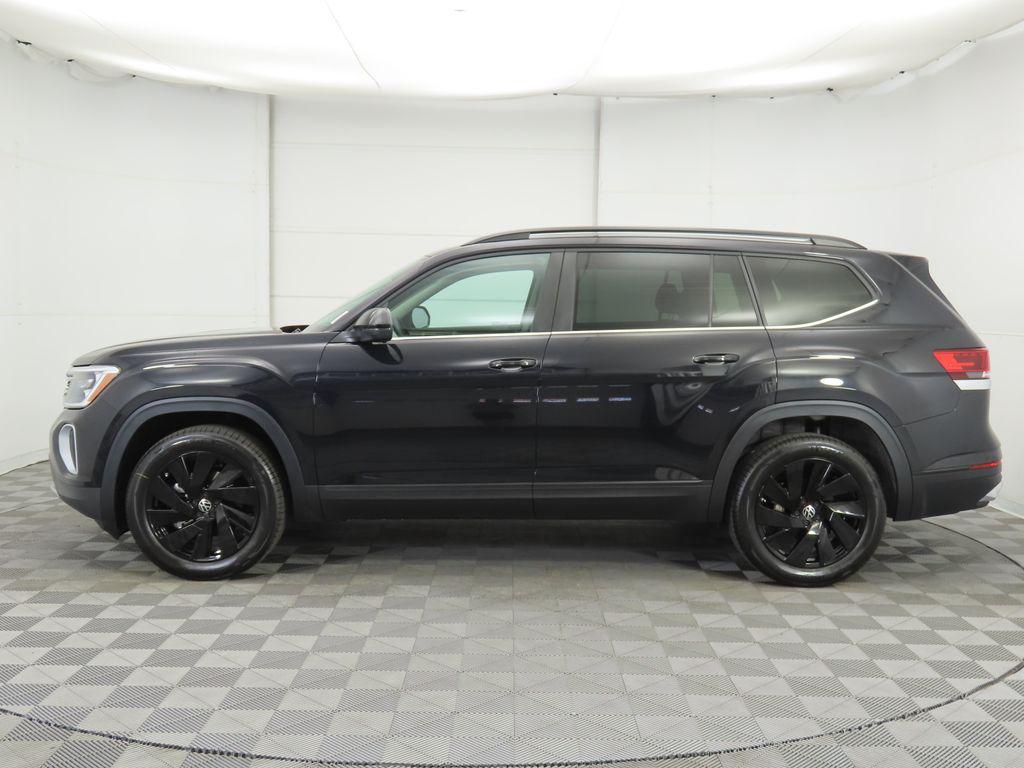 new 2026 Volkswagen Atlas car, priced at $45,798