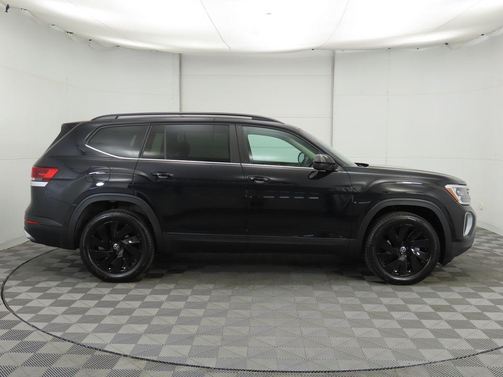 new 2026 Volkswagen Atlas car, priced at $45,798