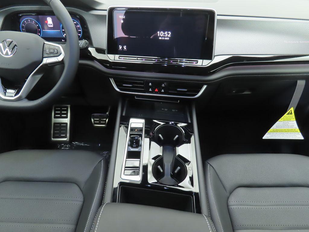 new 2026 Volkswagen Atlas Cross Sport car, priced at $52,164